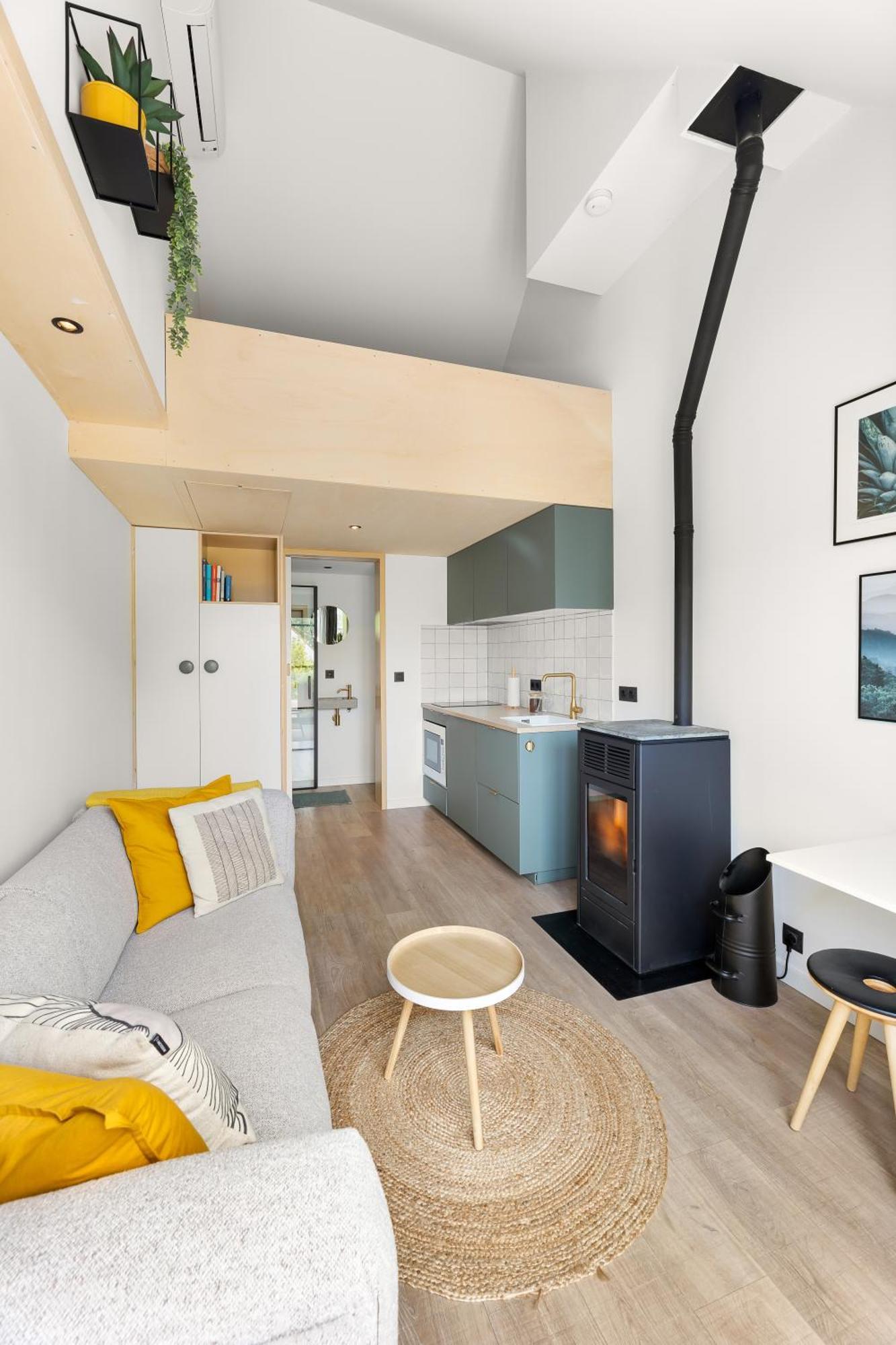Romantisch Huisje Met Houtkachel & Airco Op 2,5Km Van Zee 그로데 외부 사진